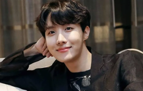 J-Hope энэ сарын 18-нд цэргийн албанд татагдана